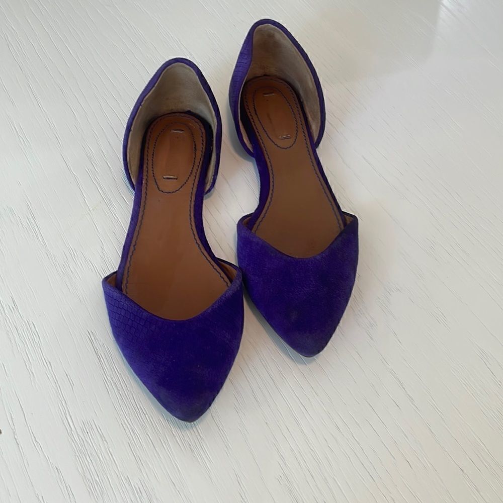 Vintage purple suede pointy toe flats